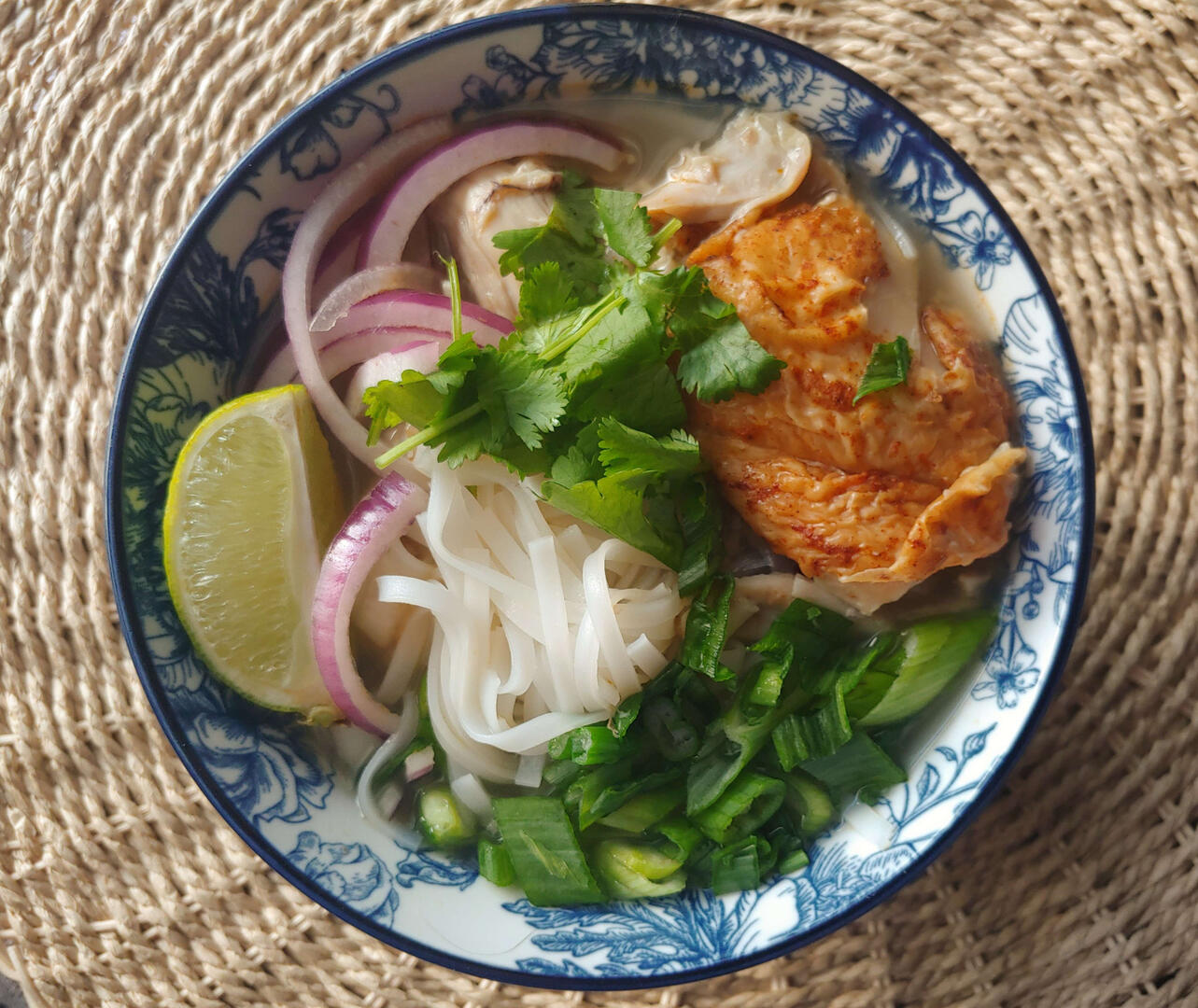 CHICKEN PHO