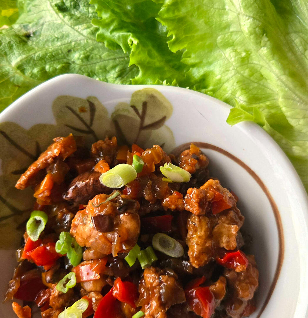 Chicken lettuce wraps