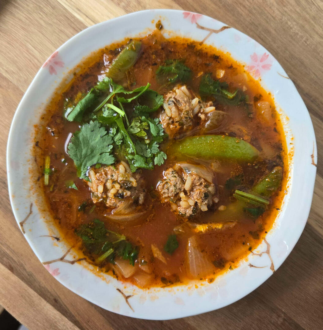 Albondigas soup