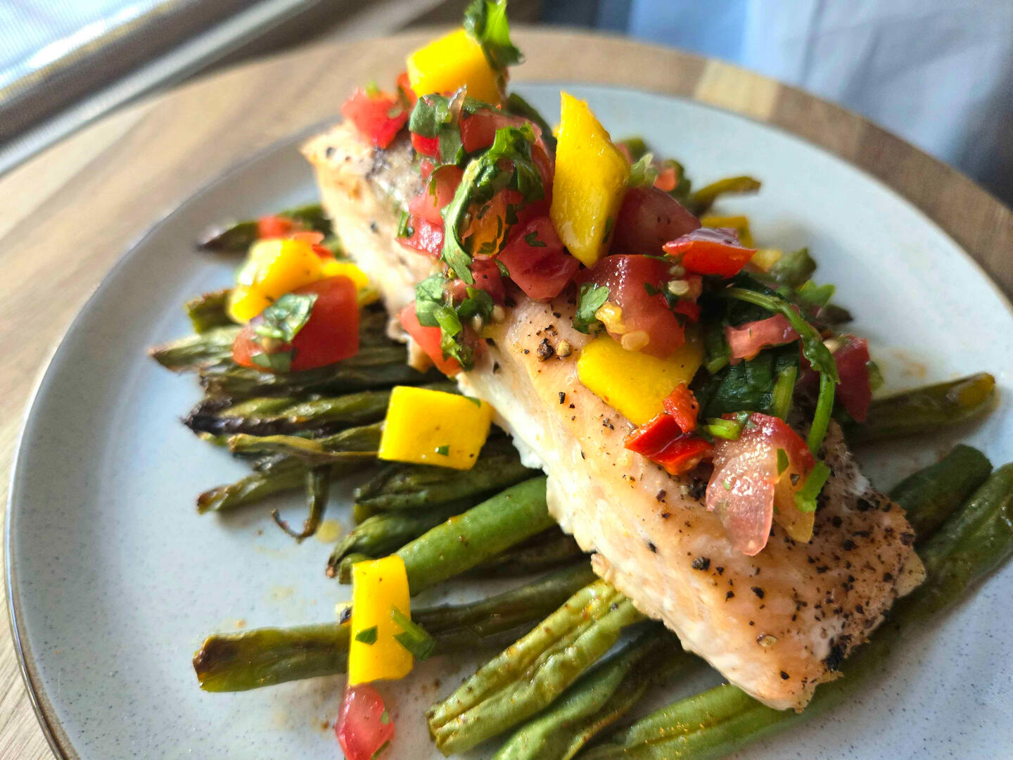 RAINBOW TROUT W/MANGA SALSA & GREEN BEANS